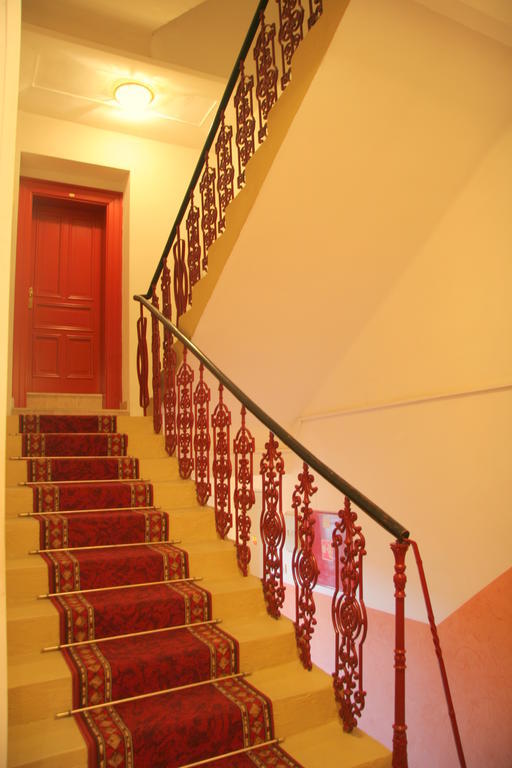 Vlkova Palace ปราก ภายนอก รูปภาพ